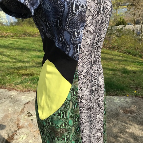 BCBG Chloe Blocked Kimono Dress Size XS - Picture 7 of 8